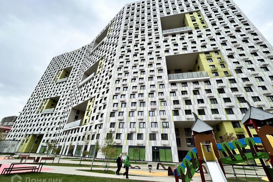 Продаётся 3-комнатная квартира, 115 м²