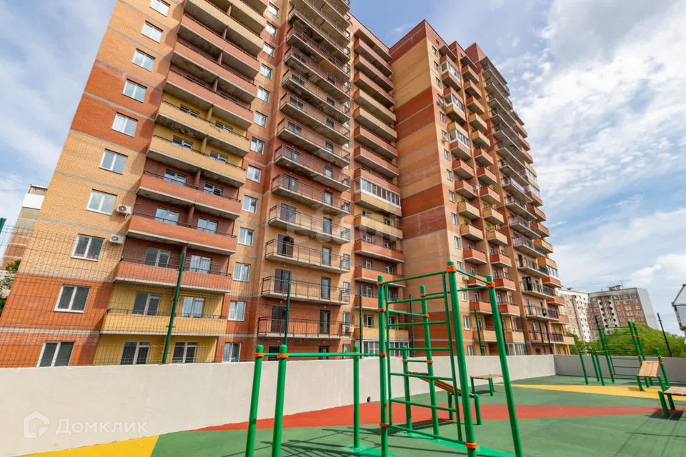 Продаётся 2-комнатная квартира, 60.5 м²