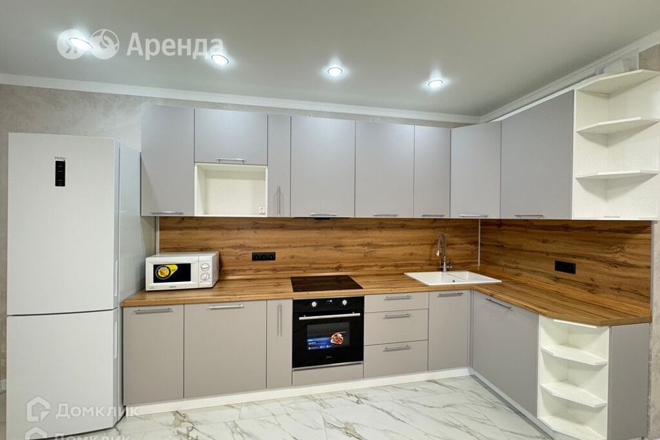 Сдаётся 1-комнатная квартира, 49 м²
