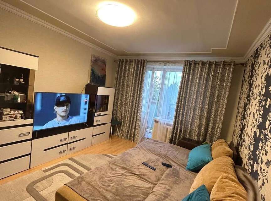 Продаётся 1-комнатная квартира, 34 м²