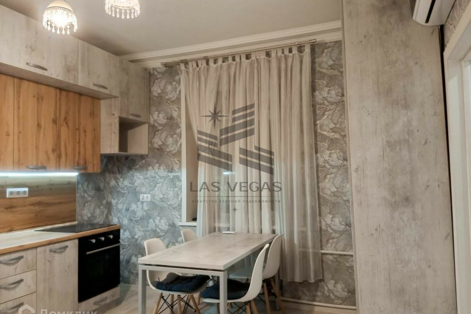 Сдаётся 2-комнатная квартира, 40 м²