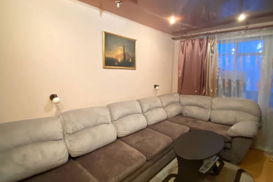 Продаётся 3-комнатная квартира, 63.4 м²