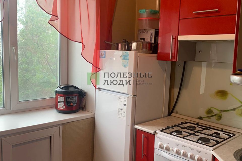 Продаётся 3-комнатная квартира, 57.3 м²