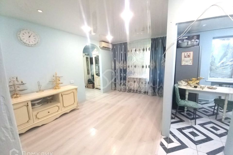 Продаётся 2-комнатная квартира, 42.2 м²
