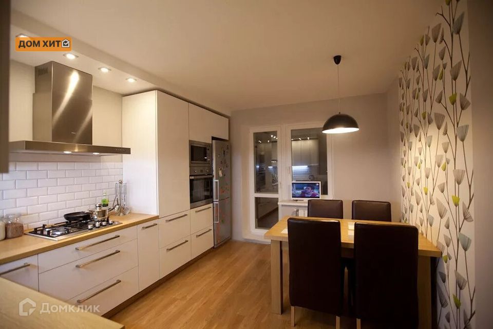 Продаётся 3-комнатная квартира, 82 м²