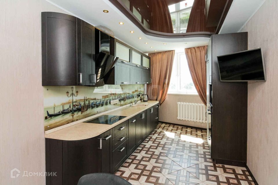 Продаётся 3-комнатная квартира, 110.8 м²