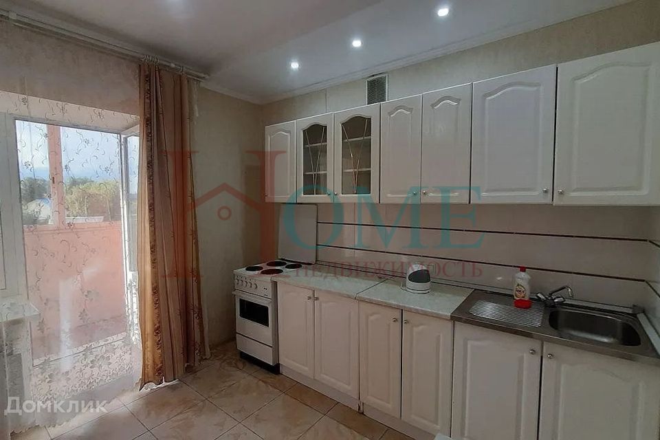 Сдаётся 1-комнатная квартира, 35 м²