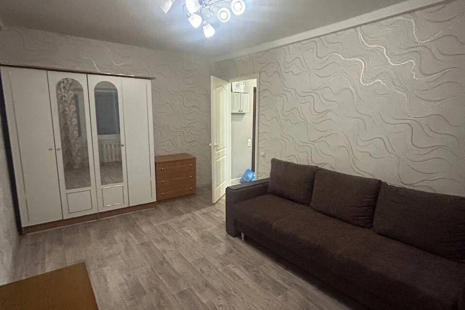 Сдаётся 1-комнатная квартира, 32 м²
