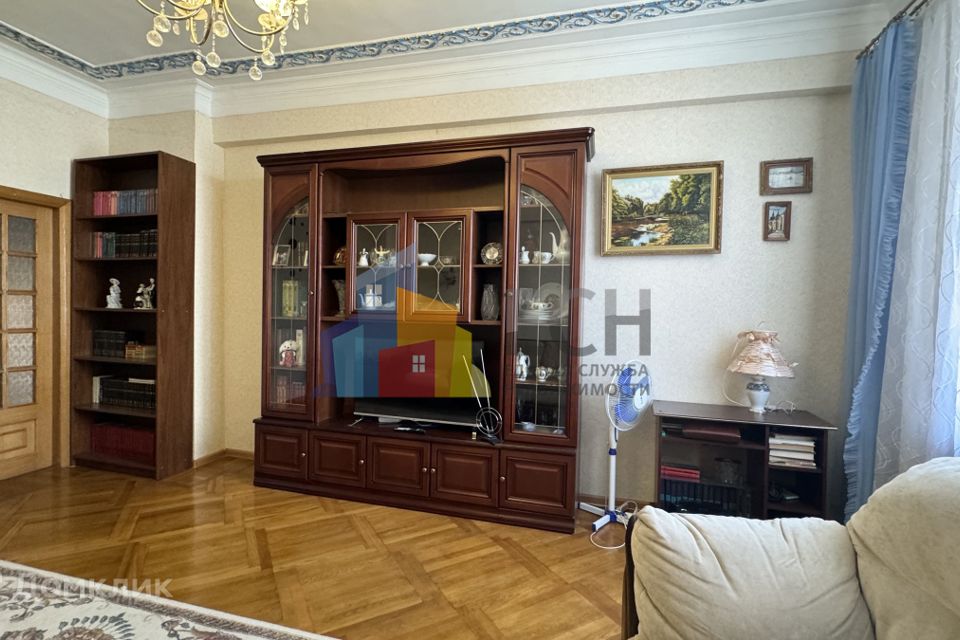 Продаётся 3-комнатная квартира, 83 м²