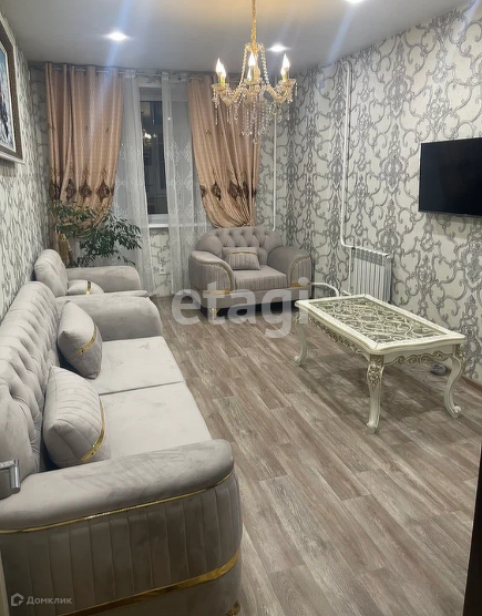 Сдаётся 2-комнатная квартира, 72 м²