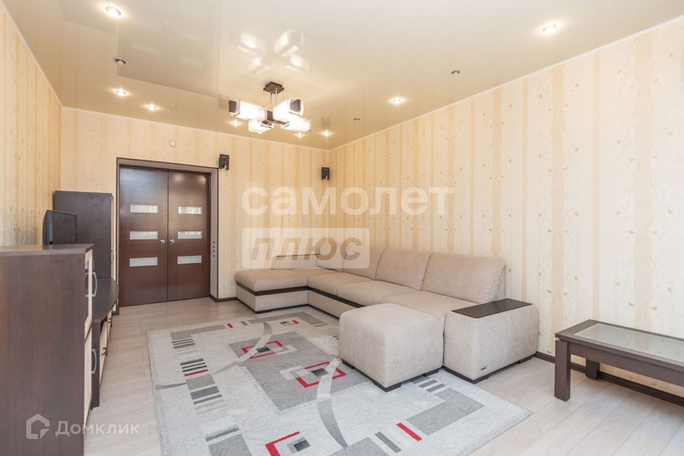 Продаётся 3-комнатная квартира, 115.8 м²