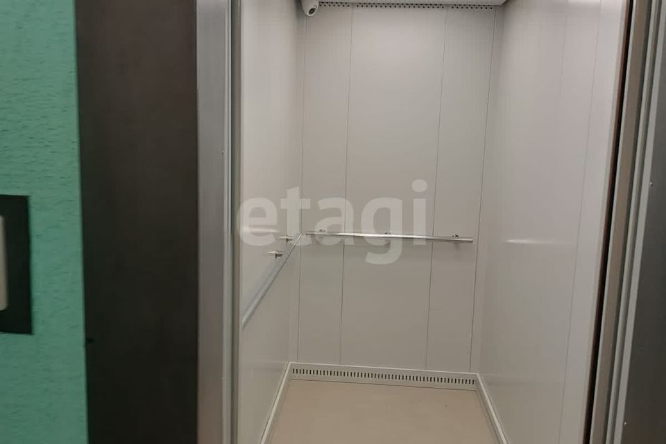 Продаётся 1-комнатная квартира, 37.6 м²