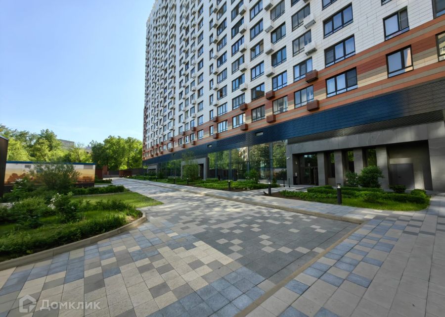 Продаётся 1-комнатная квартира, 49 м²