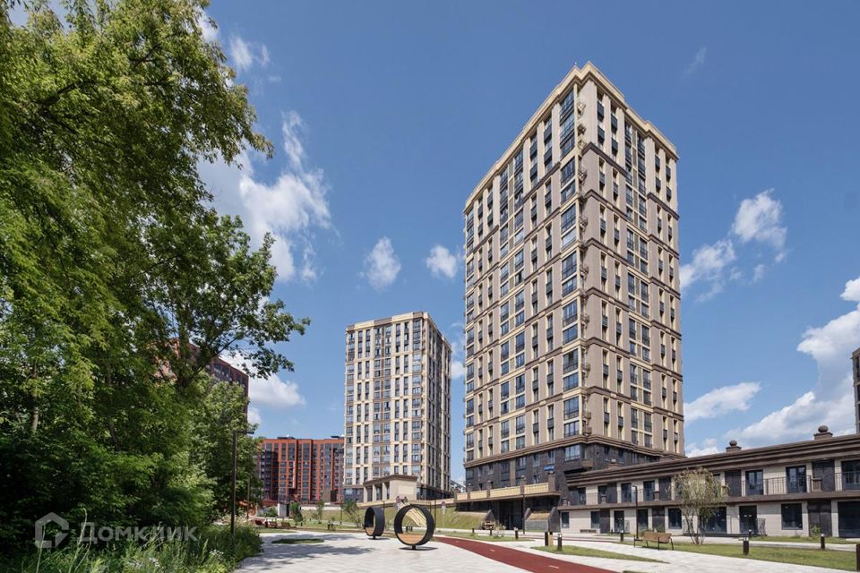 Продаётся 4-комнатная квартира, 109.5 м²