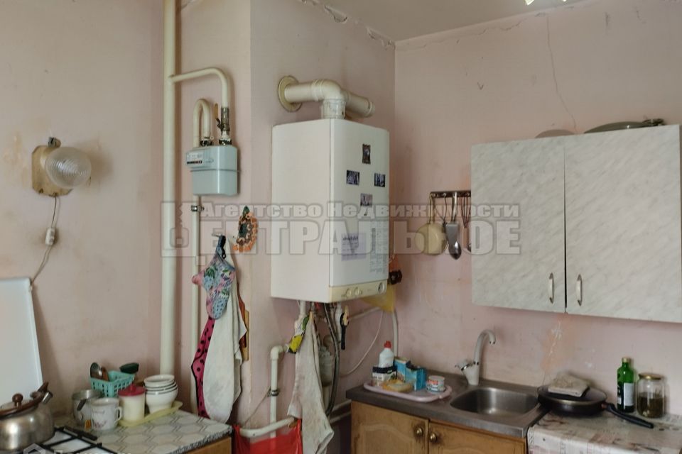 Продаётся 1-комнатная квартира, 37.3 м²