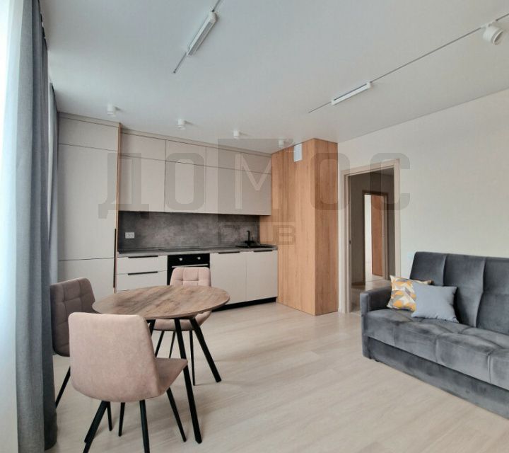 Продаётся 2-комнатная квартира, 61.8 м²