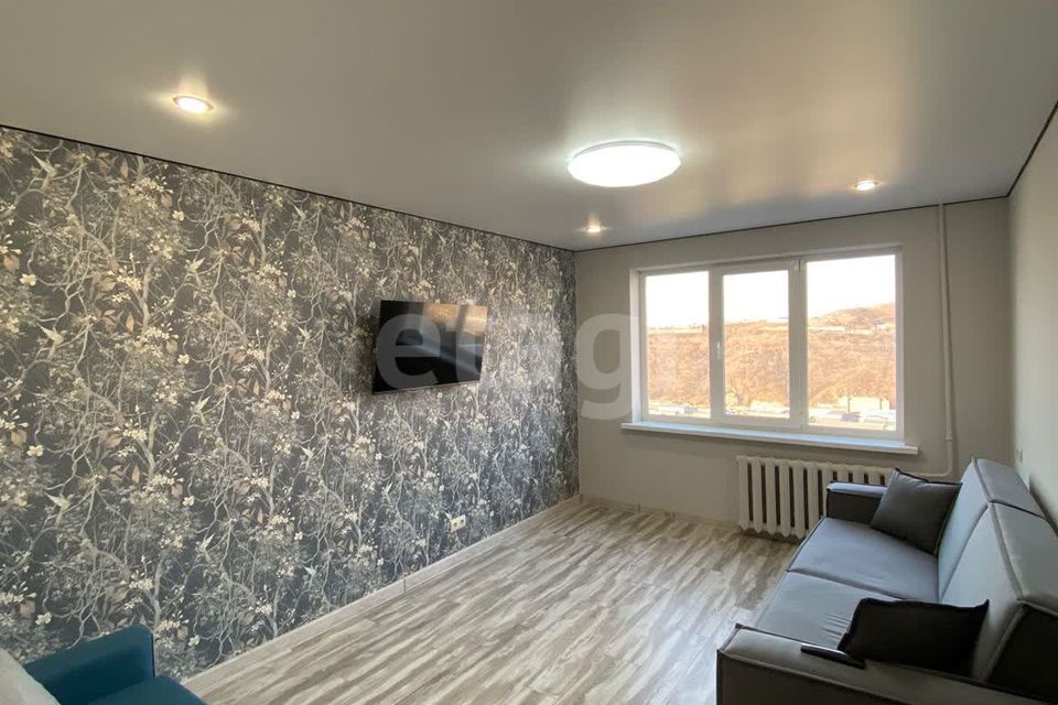 Продаётся 2-комнатная квартира, 42.4 м²