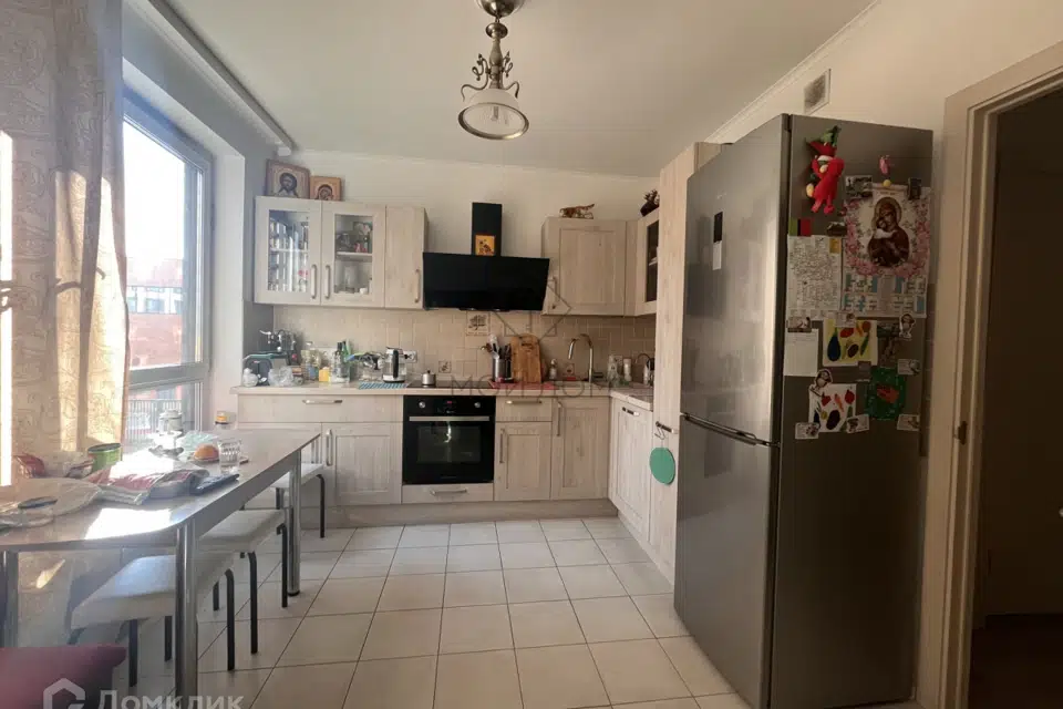 Продаётся 3-комнатная квартира, 95 м²