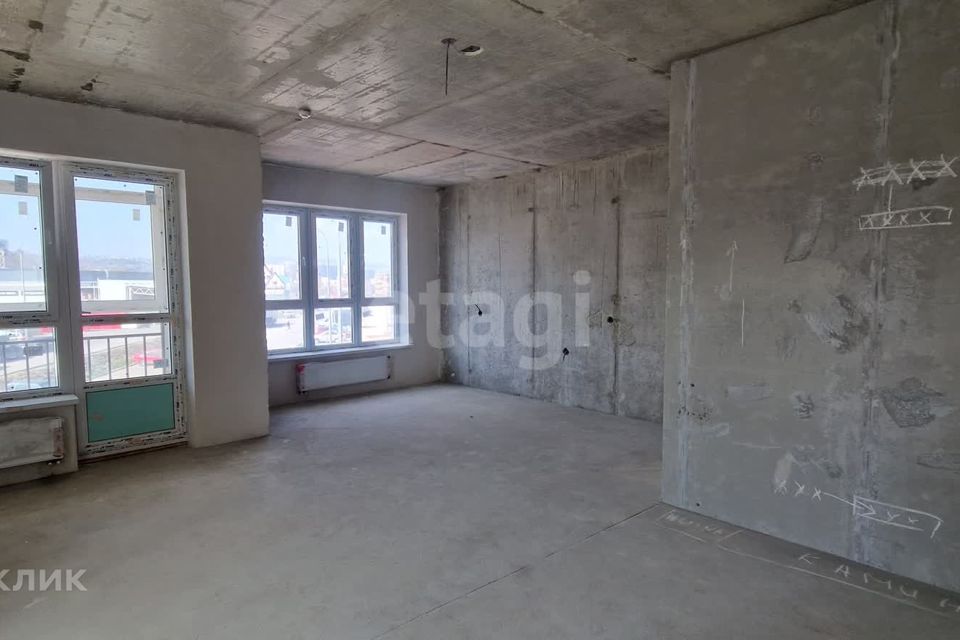 Продаётся 3-комнатная квартира, 108 м²