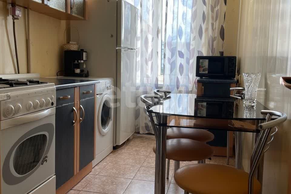 Продаётся 3-комнатная квартира, 60.2 м²