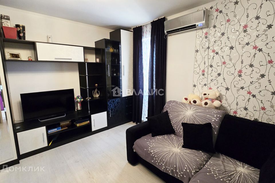 Продаётся 1-комнатная квартира, 47 м²
