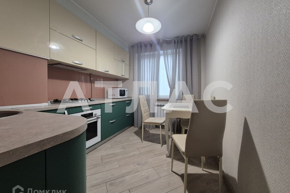 Продаётся 3-комнатная квартира, 63.7 м²