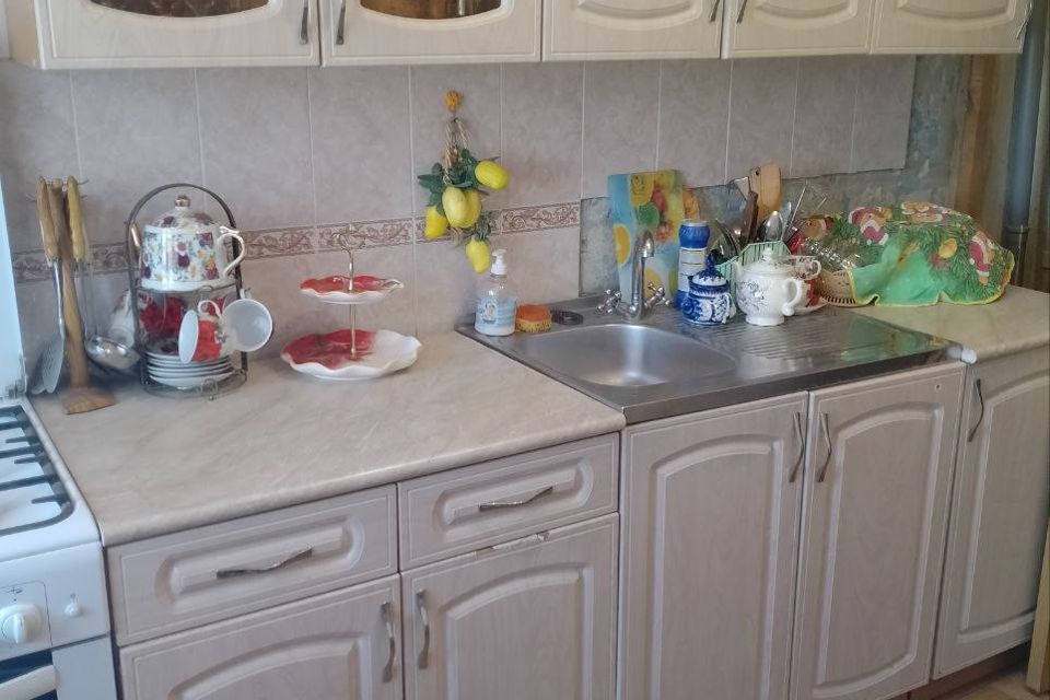 Продаётся 3-комнатная квартира, 57.7 м²
