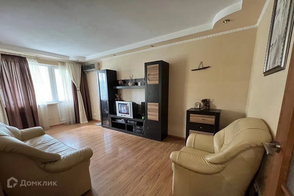 Продаётся 3-комнатная квартира, 63 м²