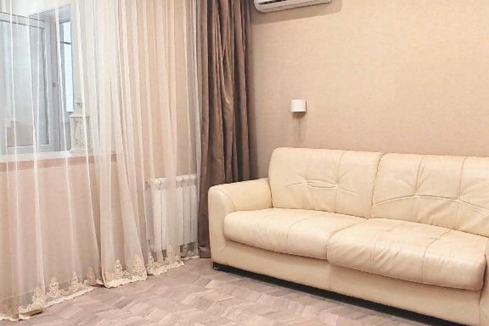 Продаётся 3-комнатная квартира, 72.7 м²