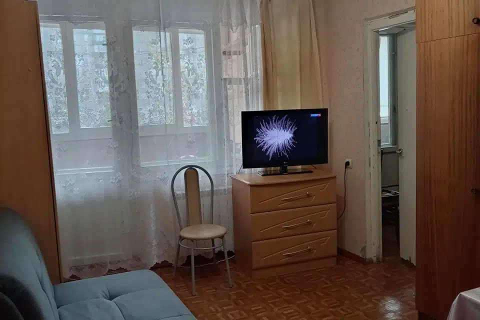 Продаётся 3-комнатная квартира, 57.3 м²