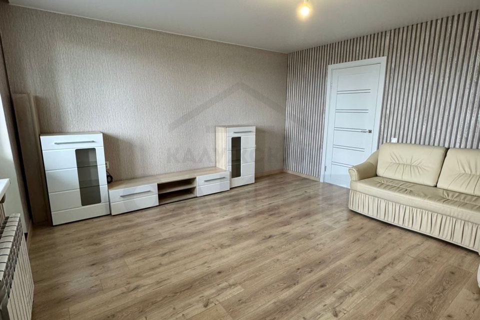 Продаётся 1-комнатная квартира, 44.8 м²