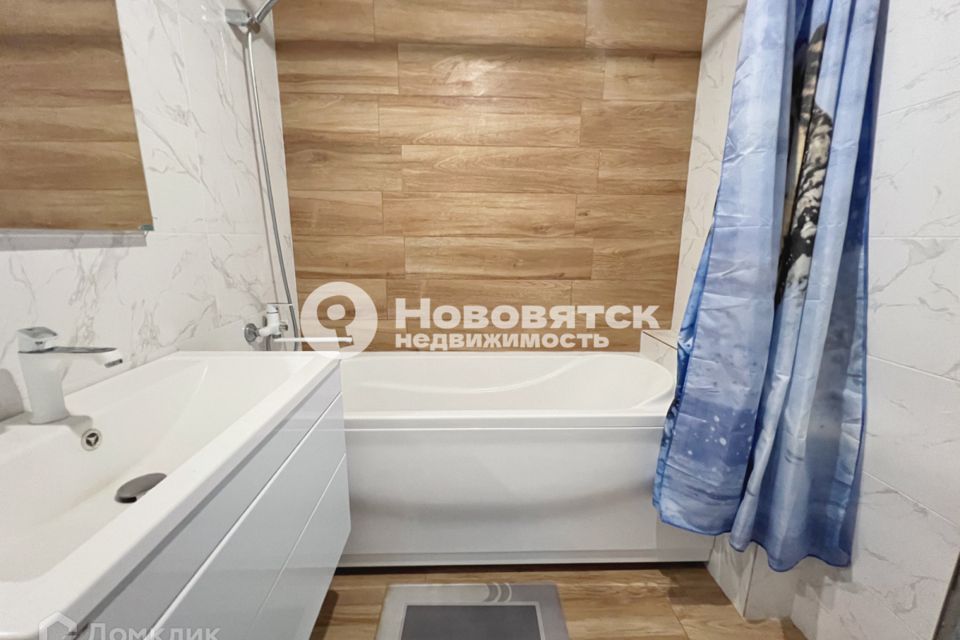 Продаётся 1-комнатная квартира, 37.8 м²