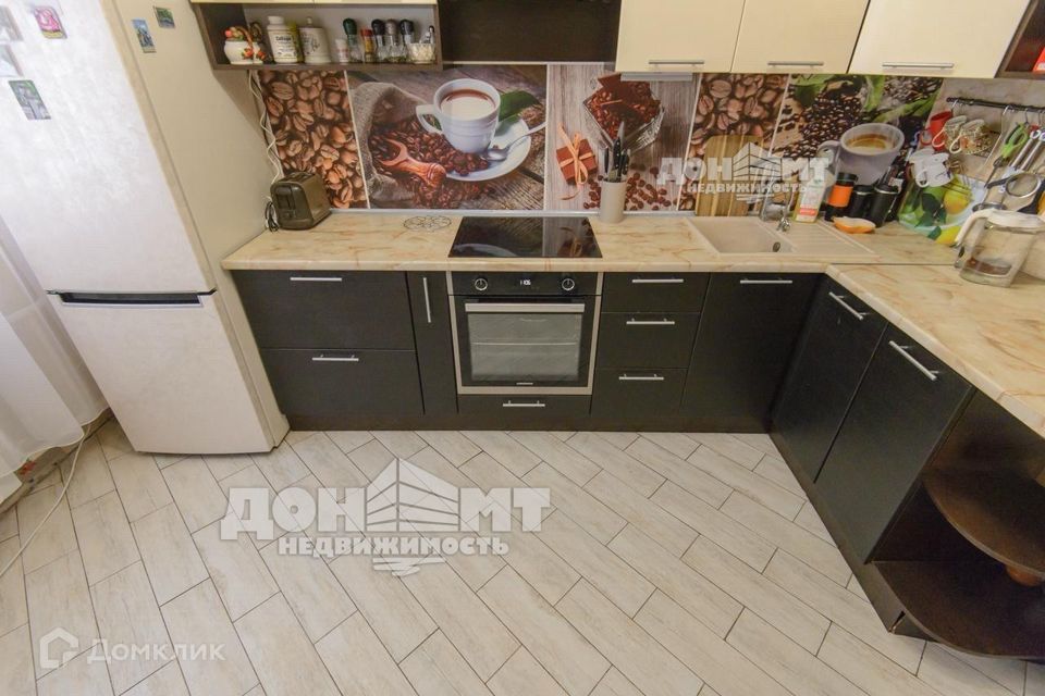 Продаётся 2-комнатная квартира, 65 м²