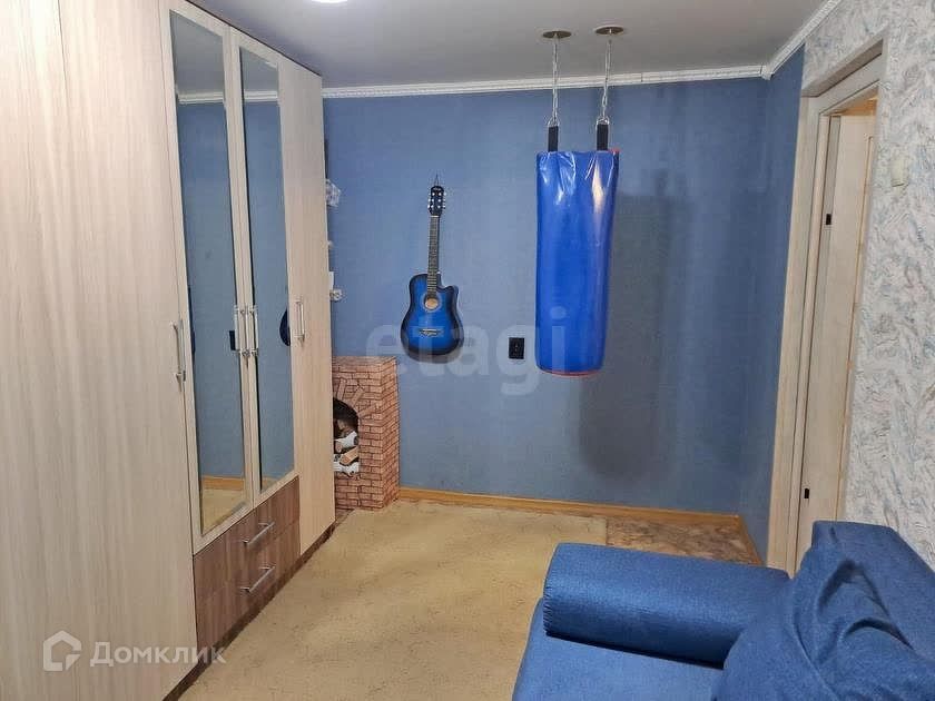 Продаётся 3-комнатная квартира, 57.9 м²