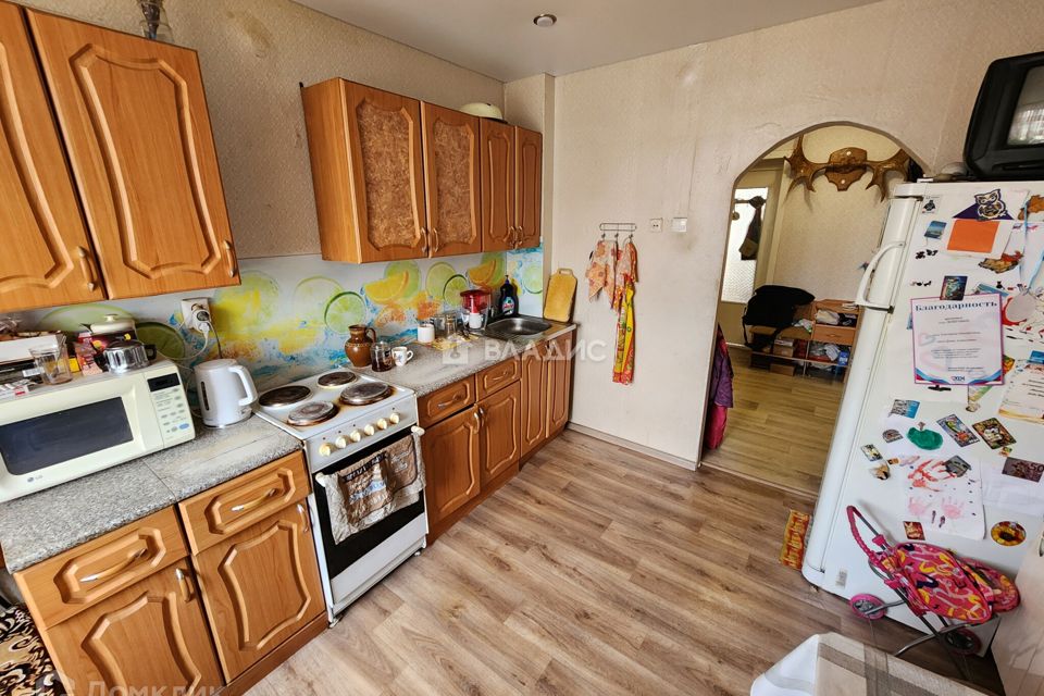 Продаётся 3-комнатная квартира, 61.9 м²
