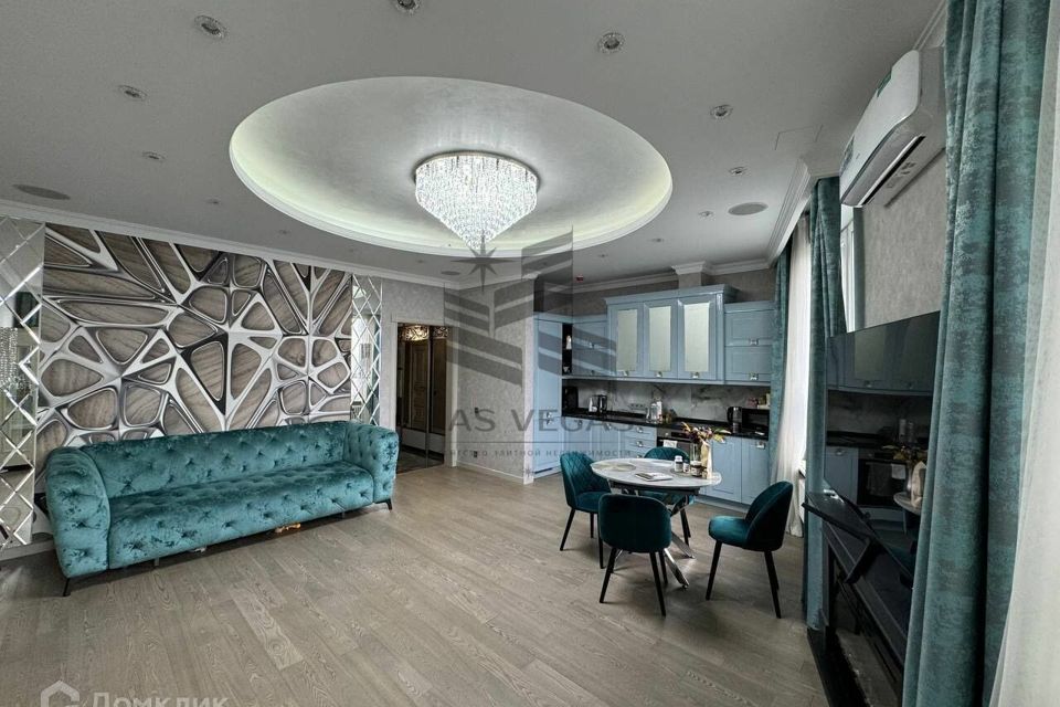 Сдаётся 3-комнатная квартира, 90 м²