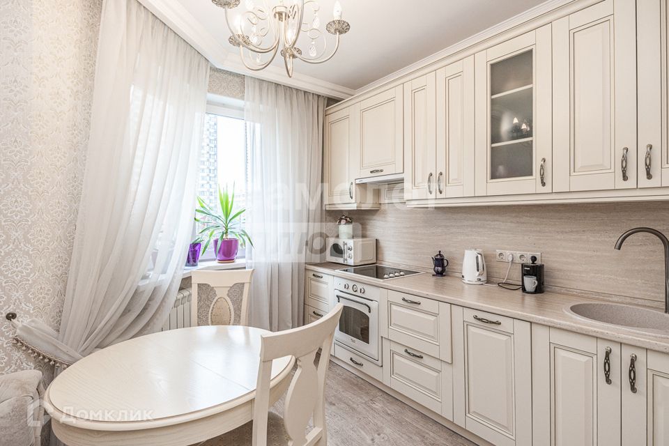 Продаётся 1-комнатная квартира, 41 м²