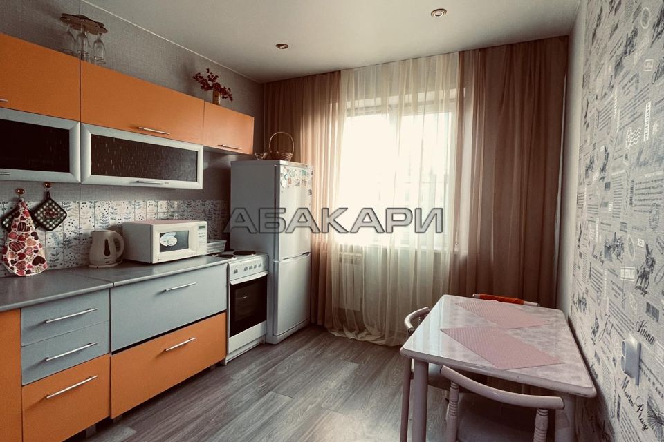 Сдаётся 1-комнатная квартира, 42 м²
