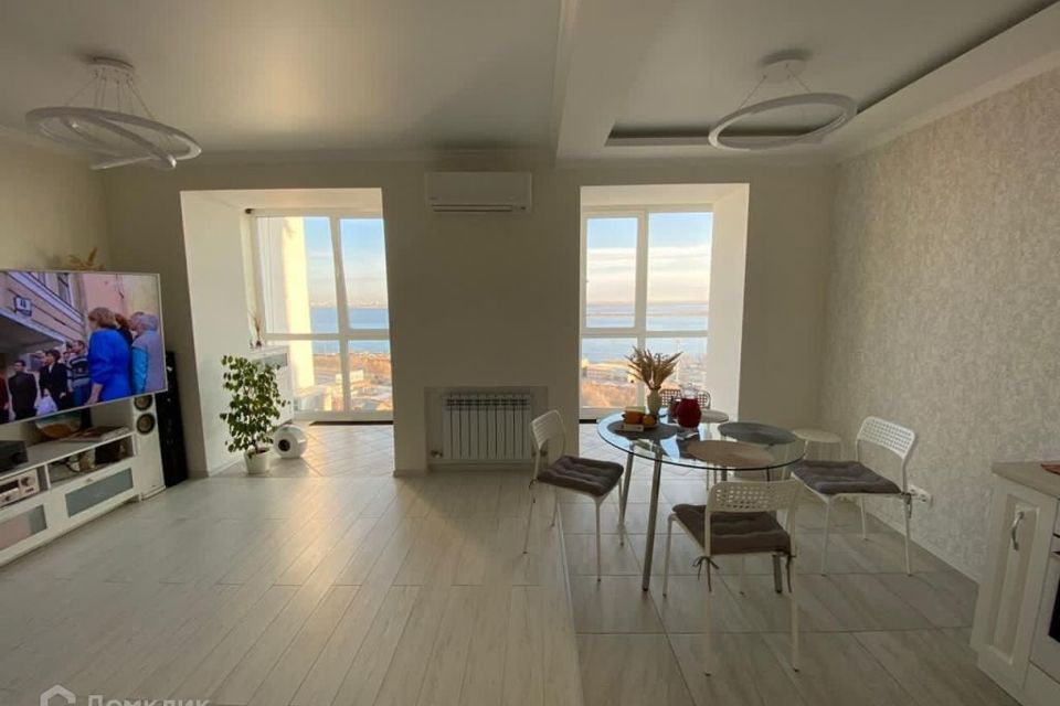 Продаётся 1-комнатная квартира, 42.6 м²