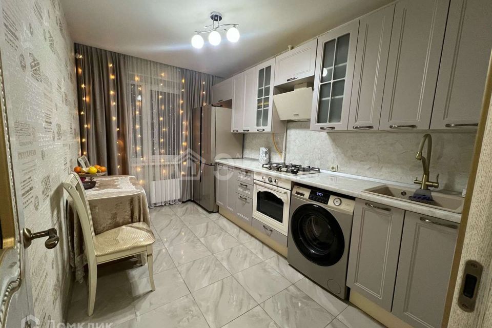 Продаётся 3-комнатная квартира, 70.1 м²
