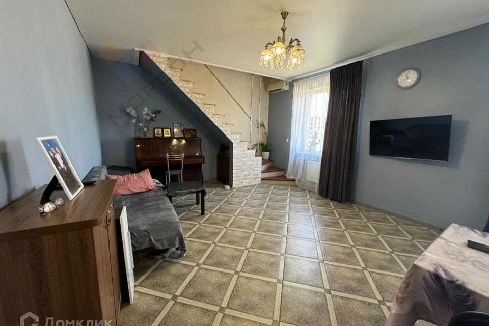 Продаётся 3-комнатная квартира, 92 м²
