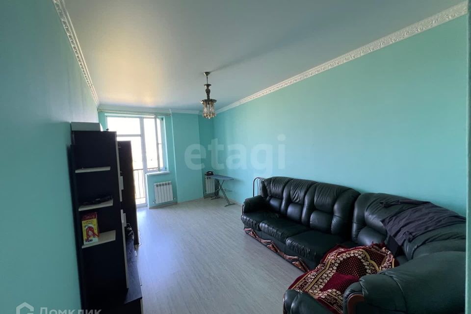 Продаётся 2-комнатная квартира, 65 м²