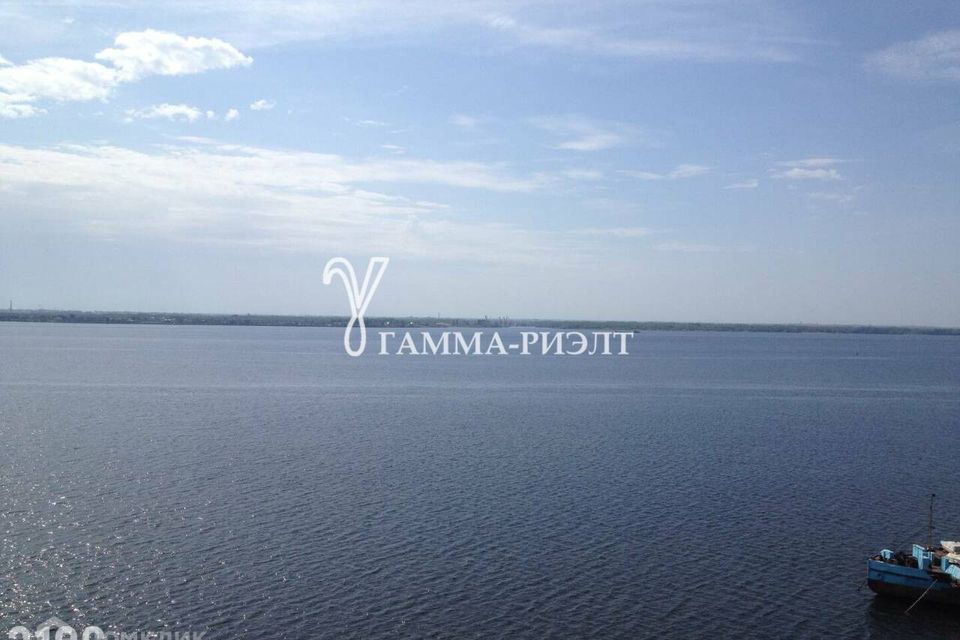 Продаётся 3-комнатная квартира, 108 м²