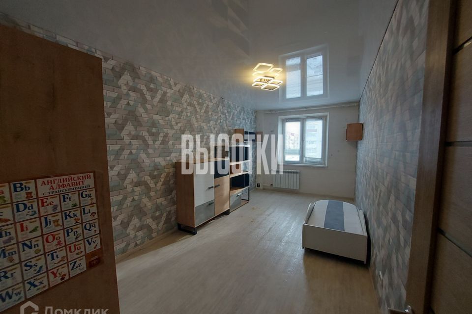Продаётся 2-комнатная квартира, 64.8 м²