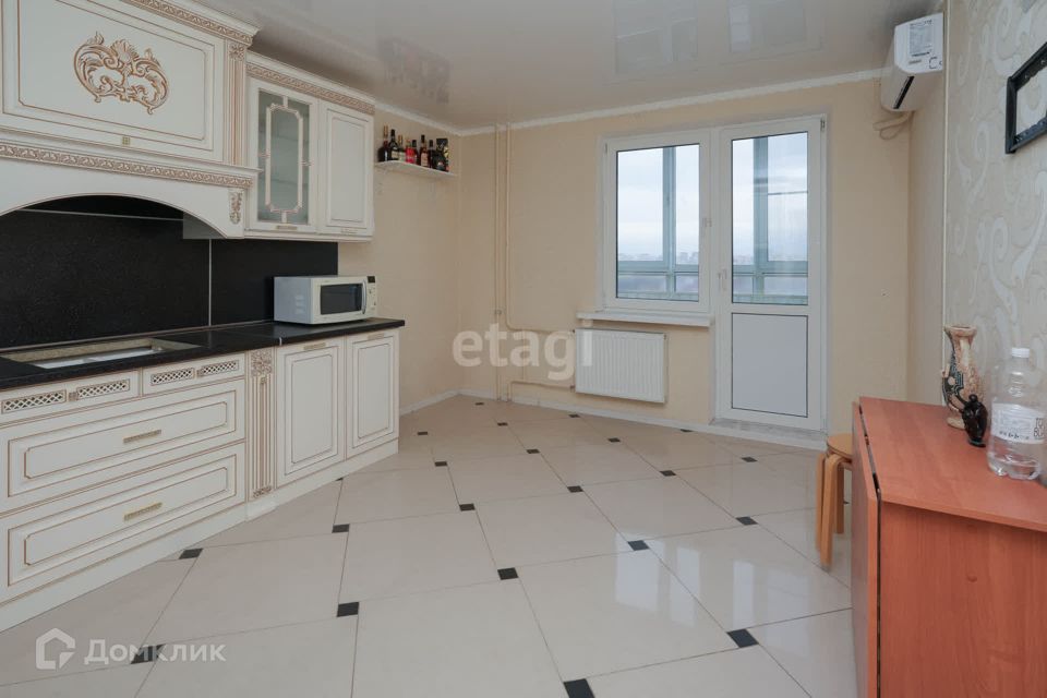 Продаётся 3-комнатная квартира, 87.4 м²