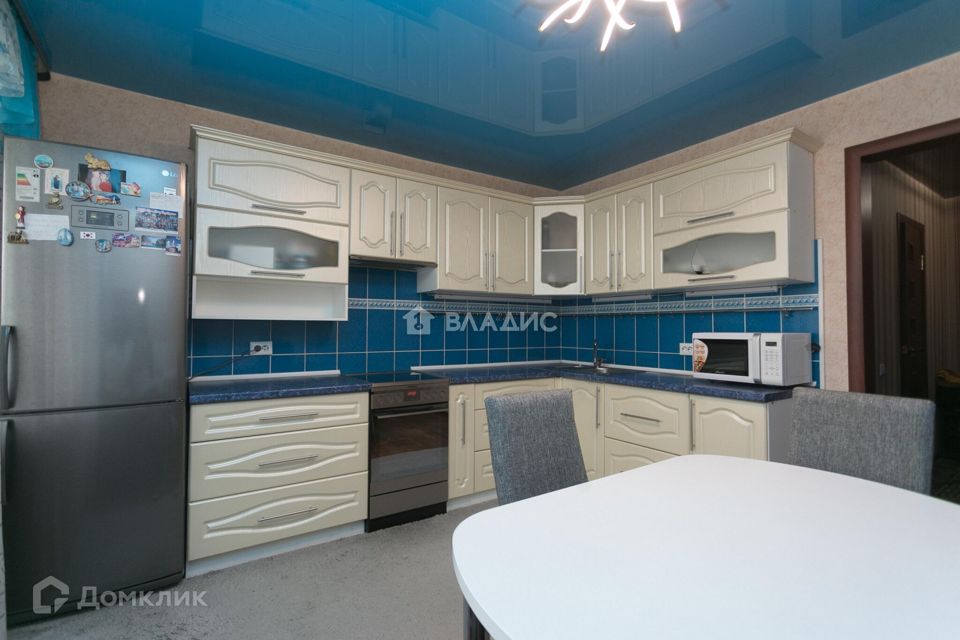 Продаётся 3-комнатная квартира, 100 м²
