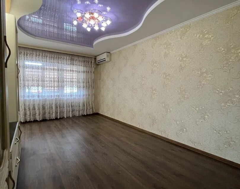 Продаётся 3-комнатная квартира, 55.8 м²