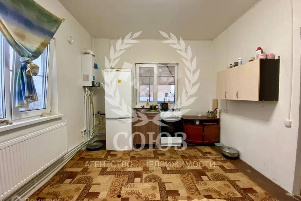 Продаётся 2-этажный дом, 158 м²