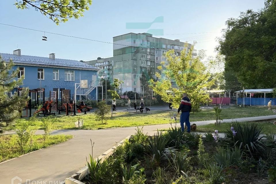 Продаётся 4-комнатная квартира, 80.9 м²