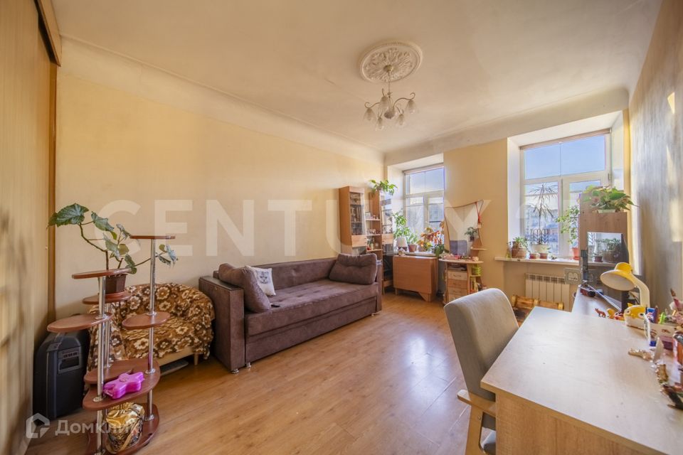 Продаётся 3-комнатная квартира, 76.4 м²